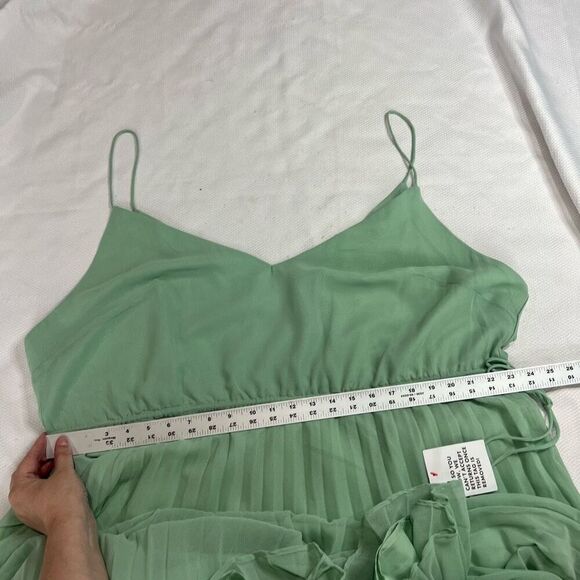 ASOS DESIGN Soft Green Pleated Cami Mini Dress w/ Drawstring Waist Sz 22 Women’s - Picture 8 of 11
